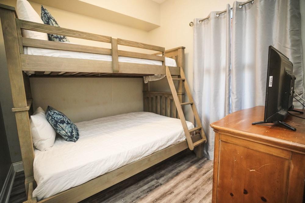 Calypso Beach Resort by Panhandle Getaways