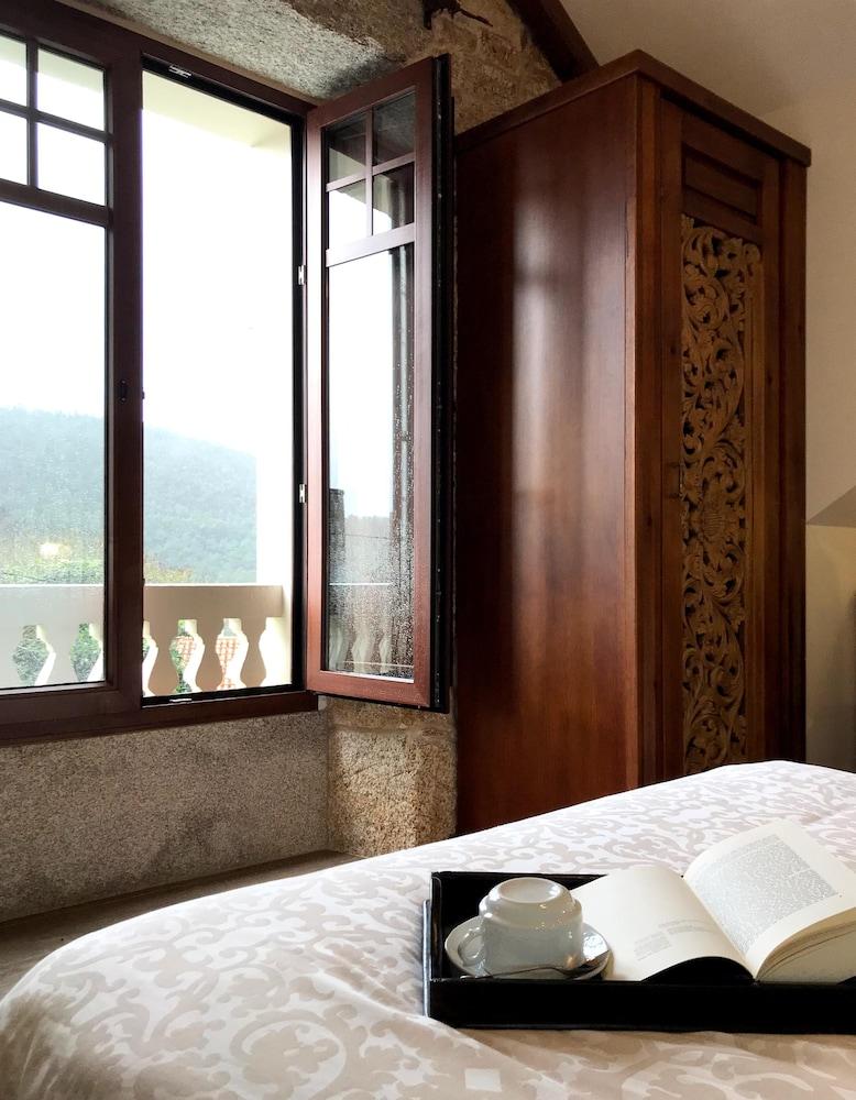 Hotel Rústico A Torre de Laxe