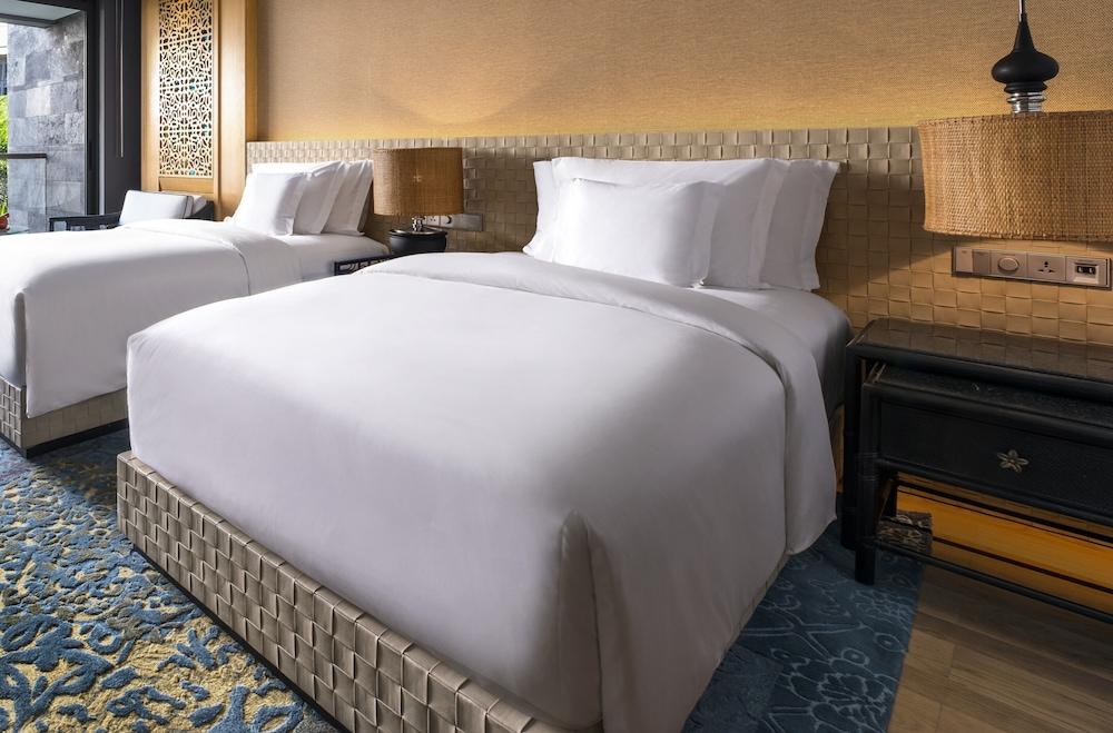 Hotel Indigo Bali Seminyak Beach by IHG