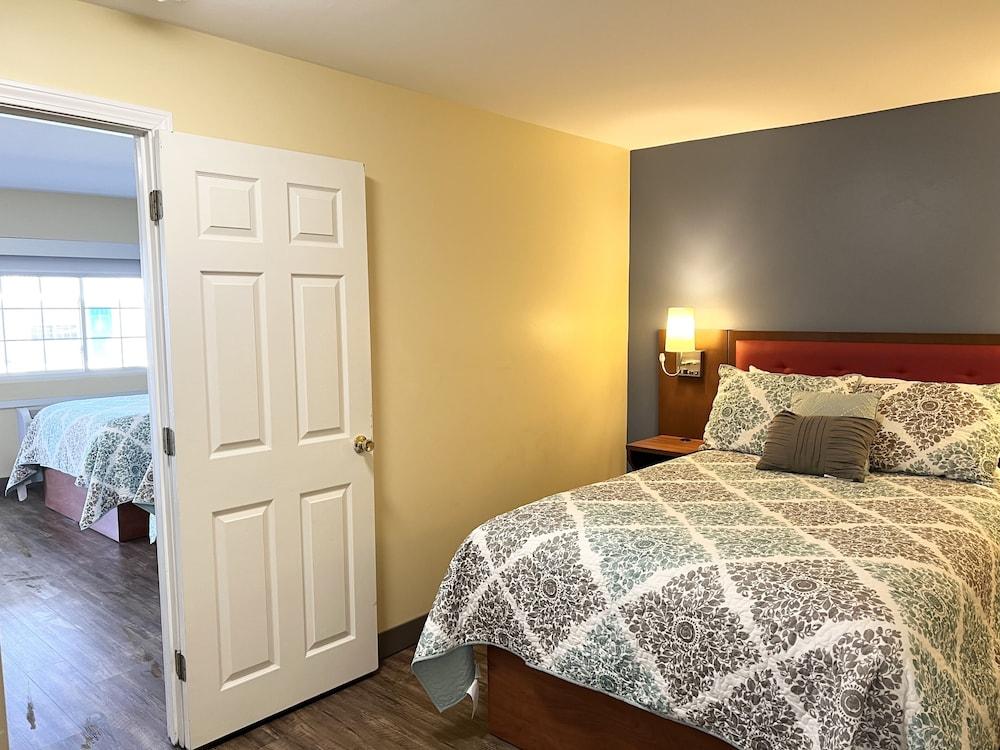 Scarborough Beach Motel