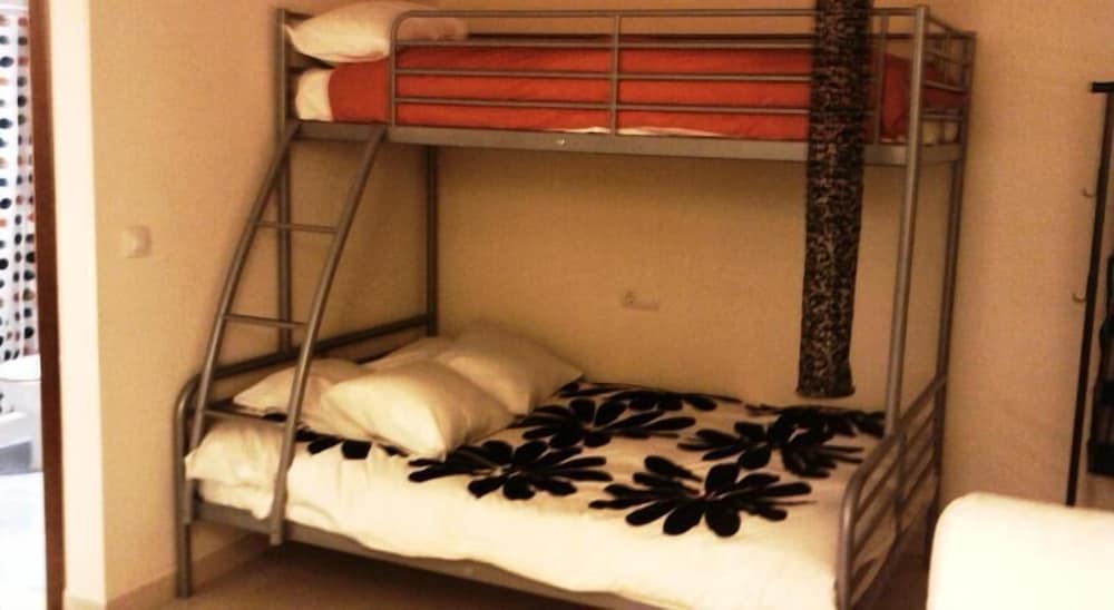 Apartamentos Reservas Leon