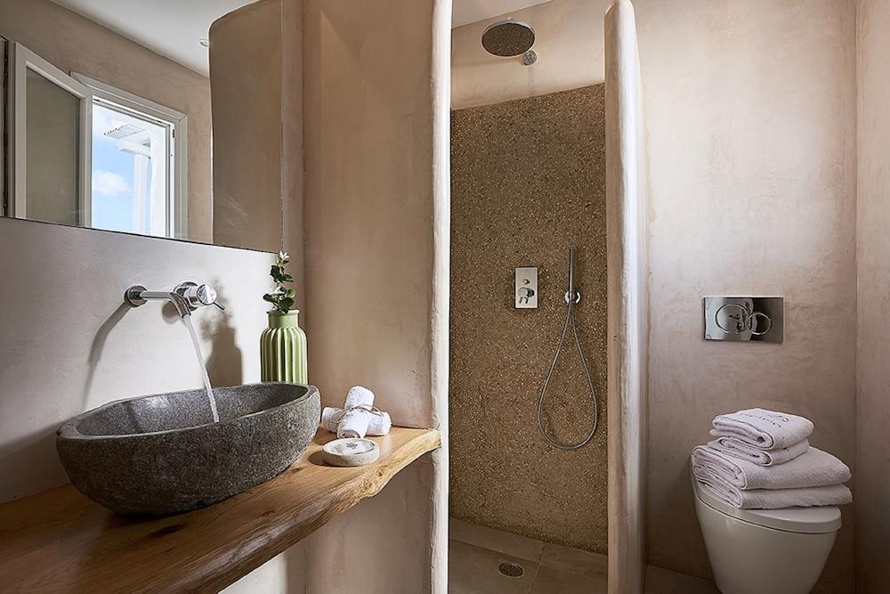 Delmar Apartments & Suites - Delmar Collection