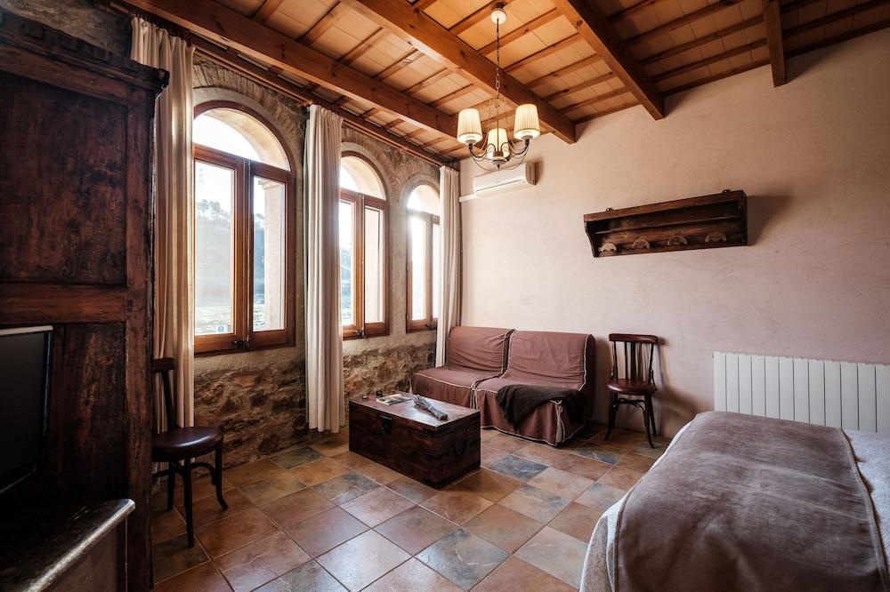 Can Barnosell - Els Masos d'en Coll