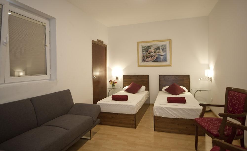 Marco Polo Malta Hostel
