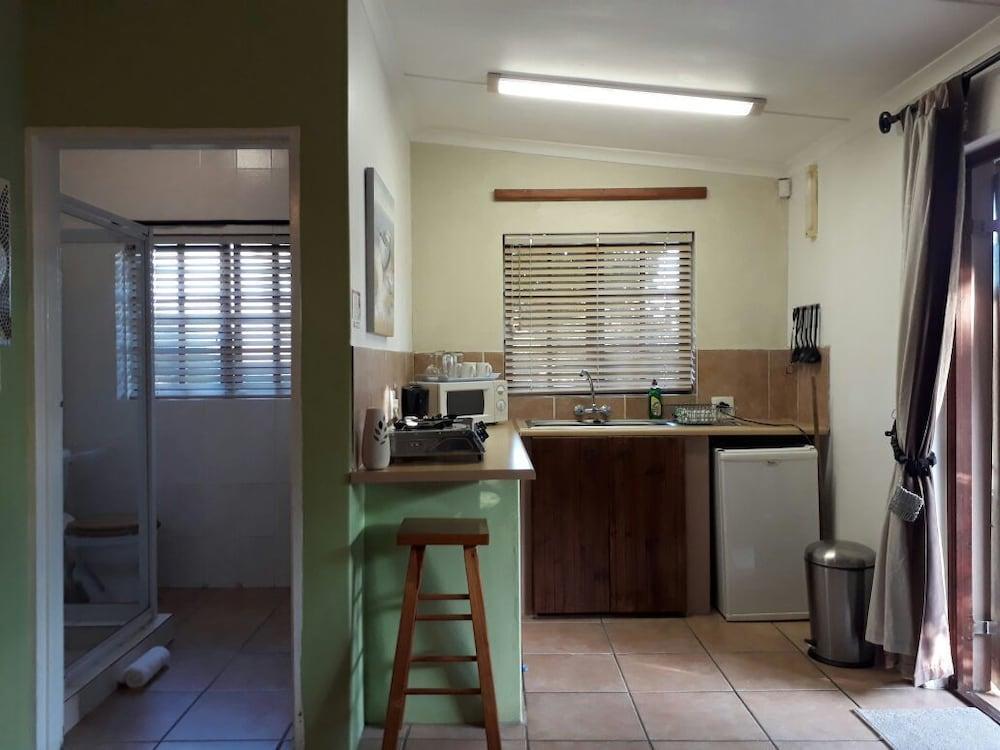 Tourist Lodge Gansbaai