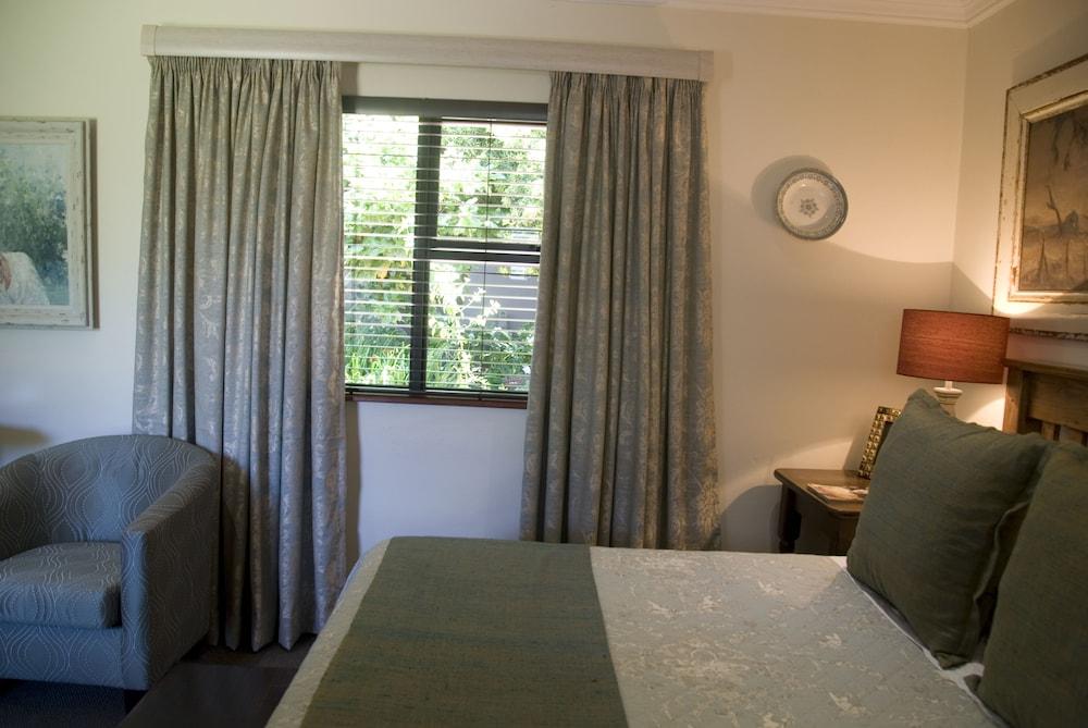 The Crown Guesthouse