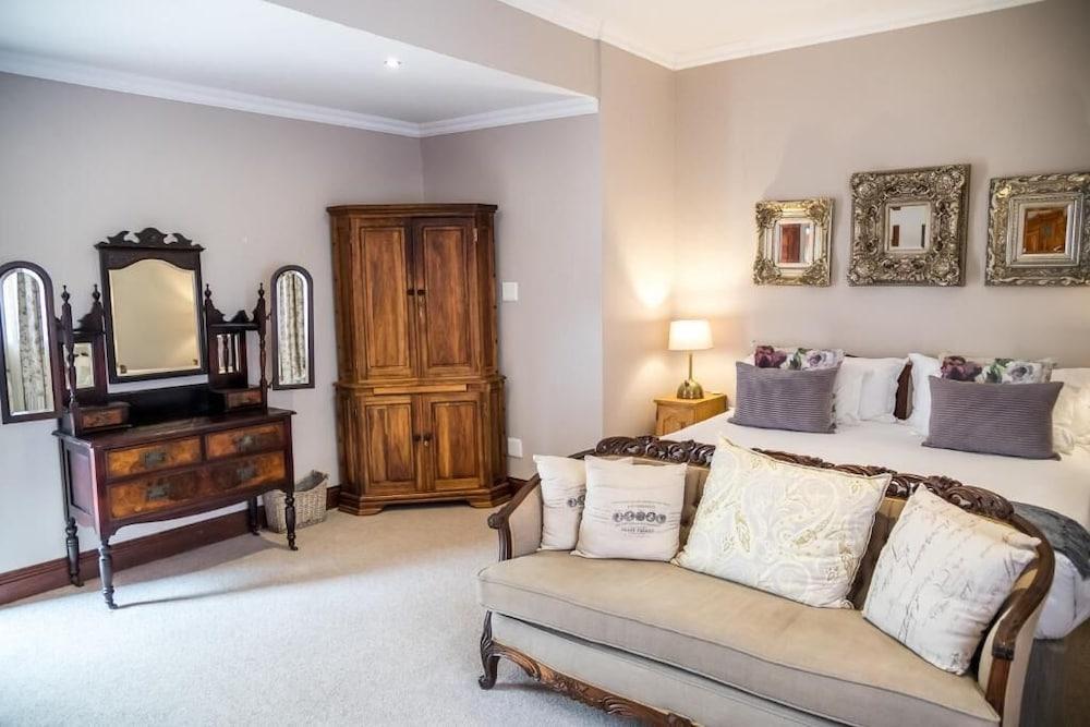 Issaquena Heights Boutique Hotel