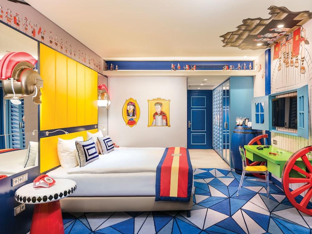 The Land Of Legends Kingdom Hotel