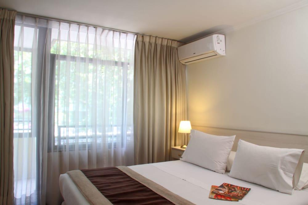 Helvecia Apart Hotel