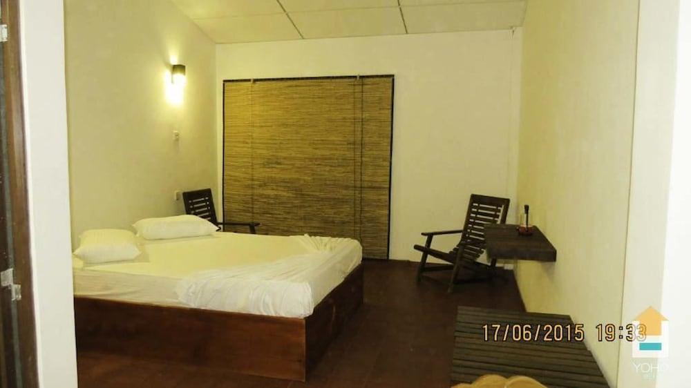 Sinharaja Birder's Lodge