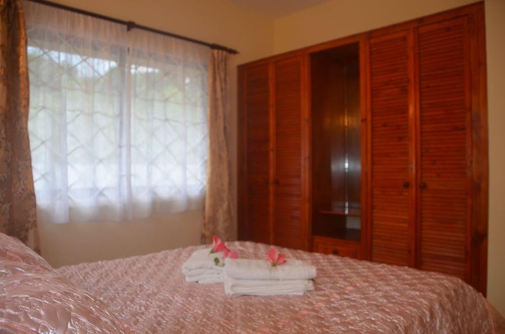 Green Palm Self Catering and Chalets