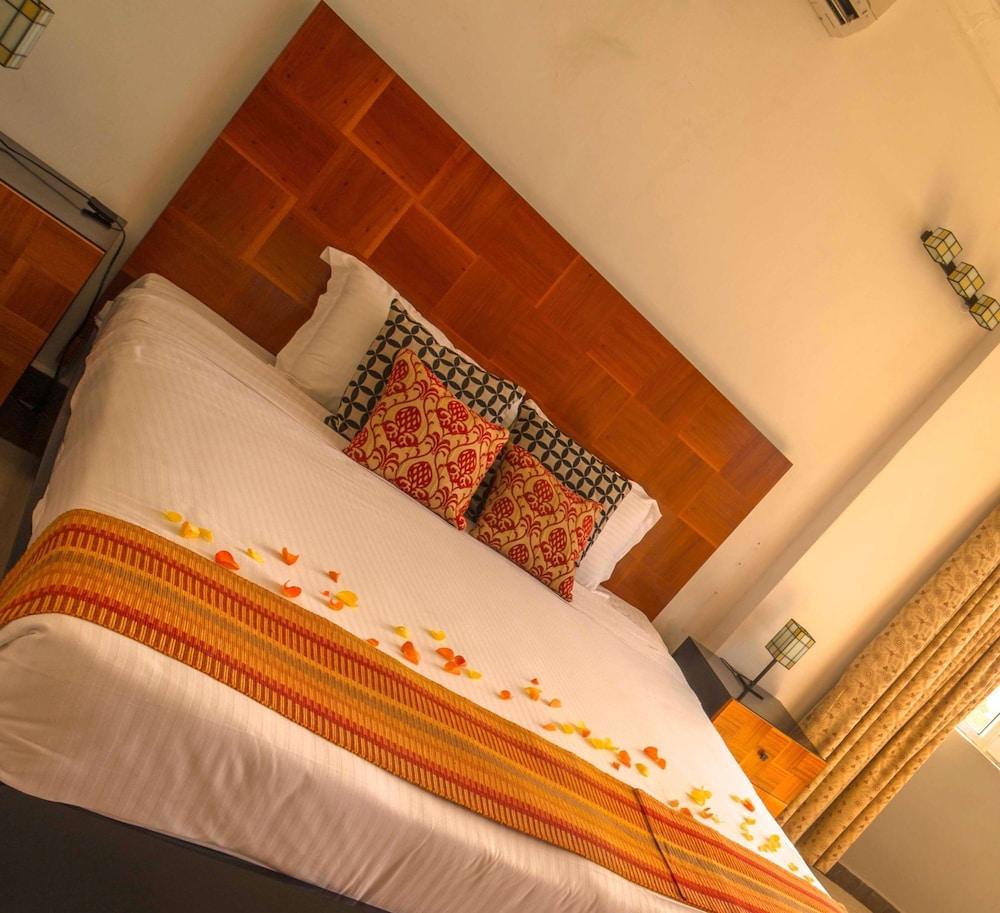 Colosseum Square Luxury Apartments