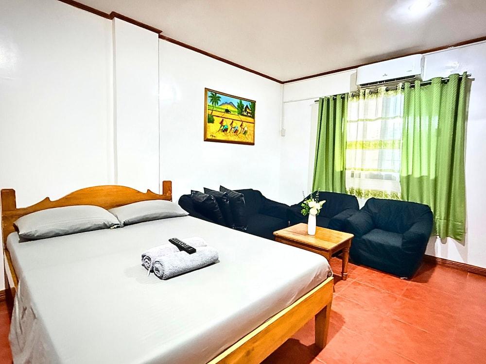 BADLADZ Staycation Condos