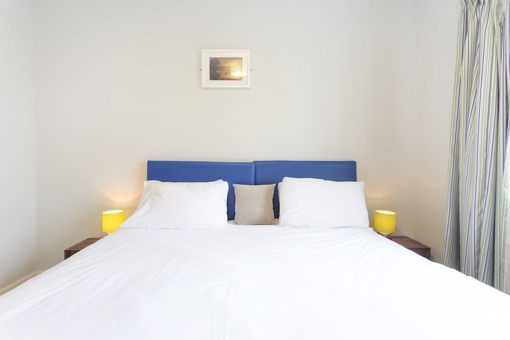 Garryvoe Beach Homes