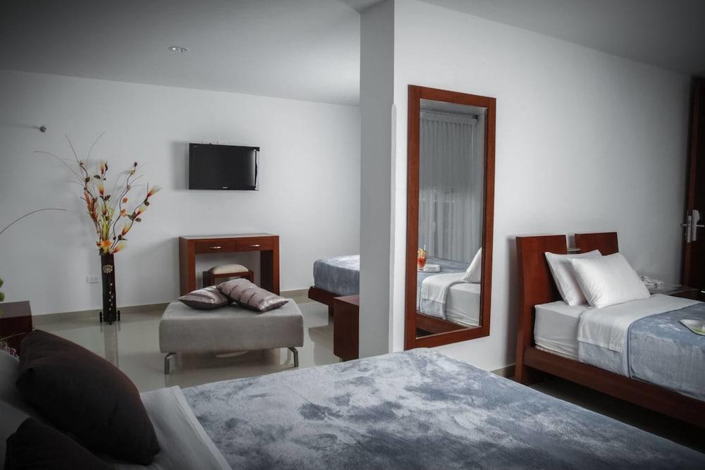 Cariongo Plaza Hotel