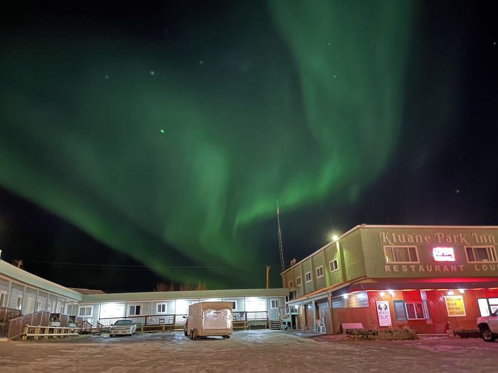 Kluane Park Inn