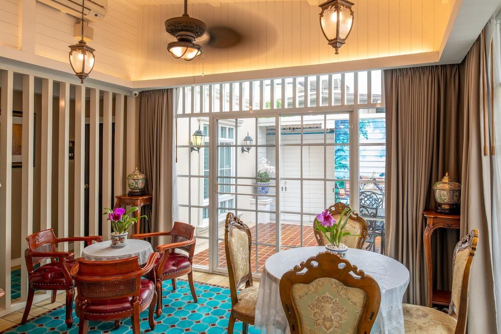 The Orchid House 153