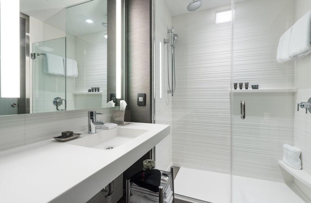 AC Hotel by Marriott Boston Cambridge