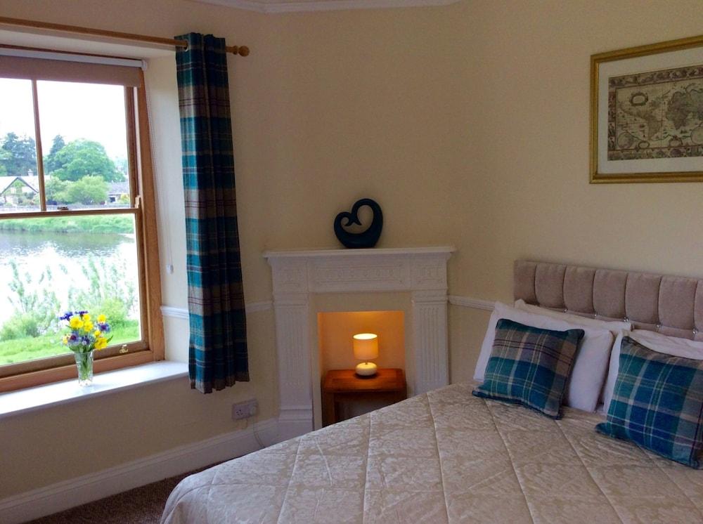 Aberllynfi Riverside Guesthouse