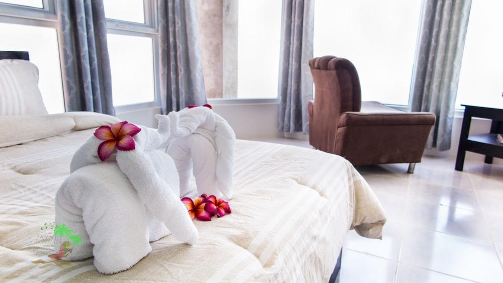 Jaynet Oceanview Resort