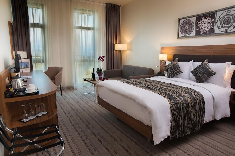 Hotel Premier Sofia Airport