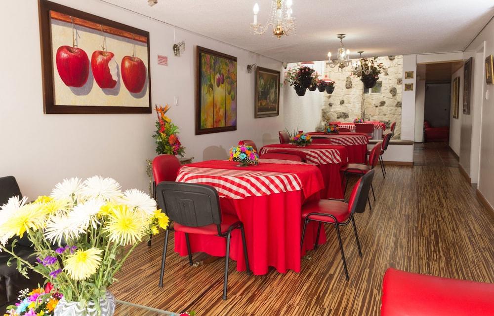 CM House - Hotel Moreno