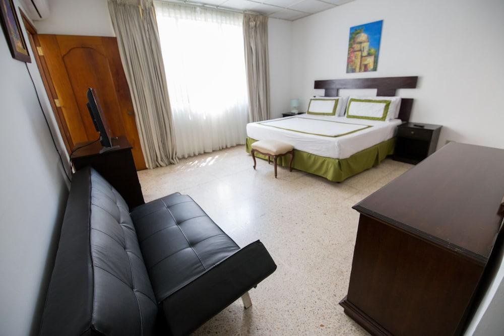Suites & Apartments San Benito Zona Rosa