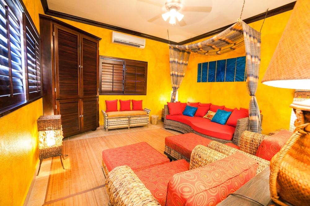 Sunset Villas11C Villa Isla Bonita