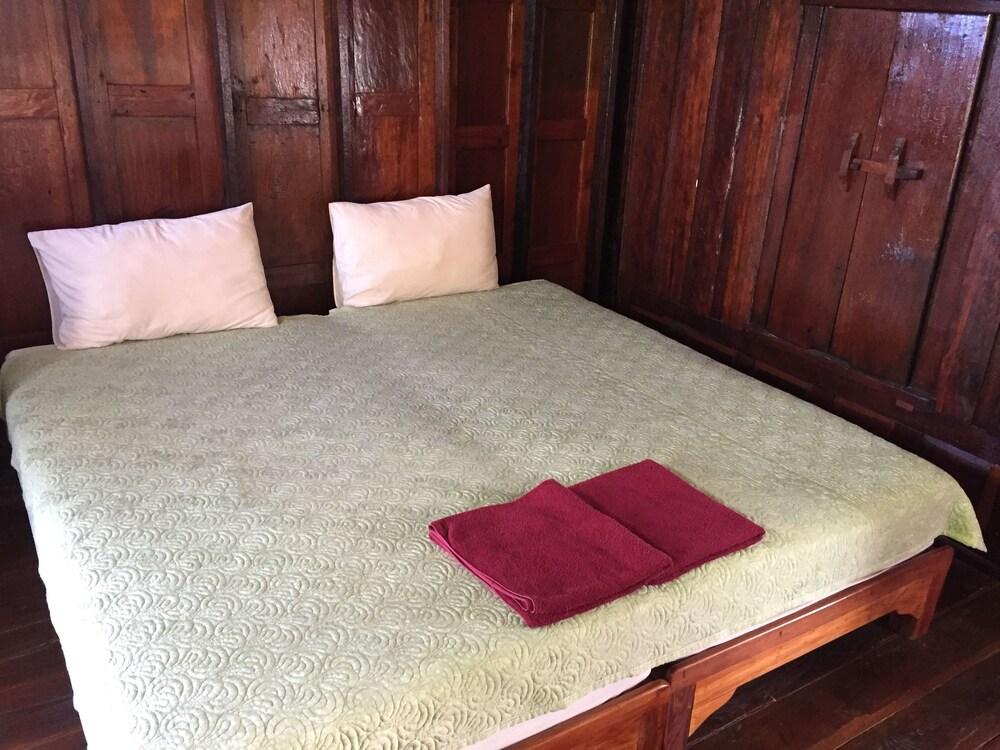 Baan Are Gong Riverside Homestay