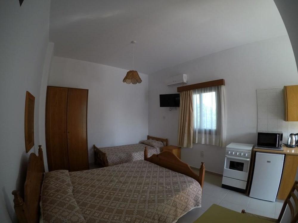 Dimma Seaside Houses