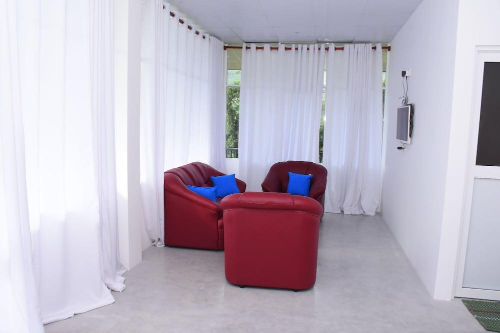 Castlereagh Summer House