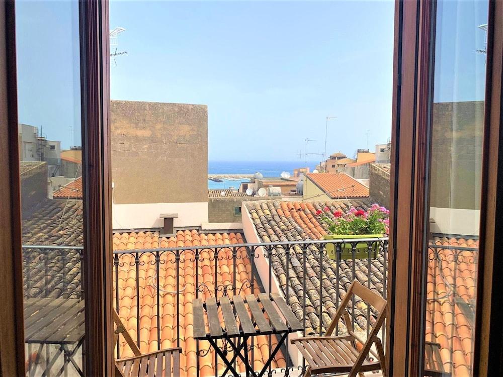 Badia Rooms & Breakfast