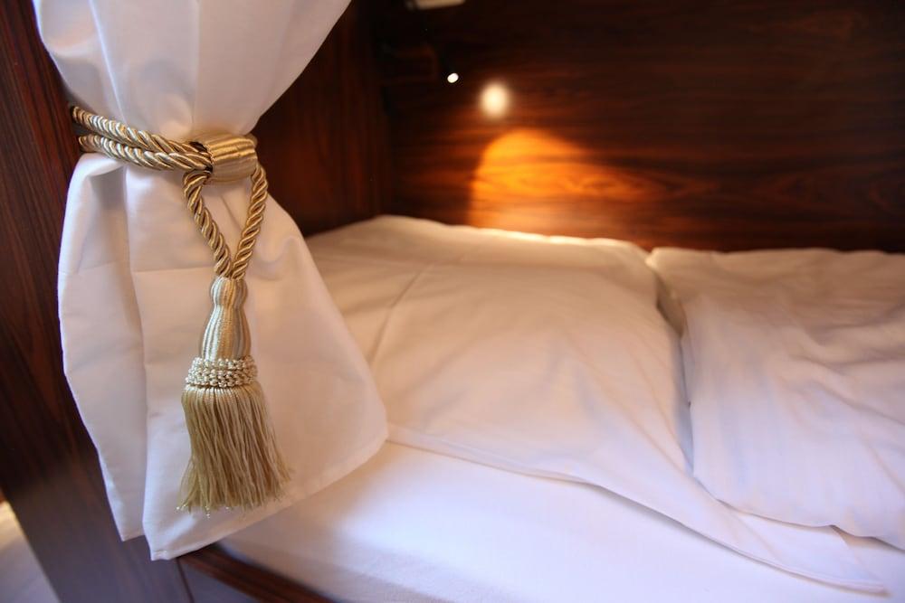 Old Kings Design Hostel