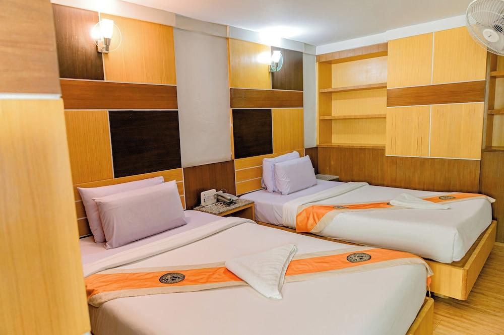 Satit Grand View Hotel