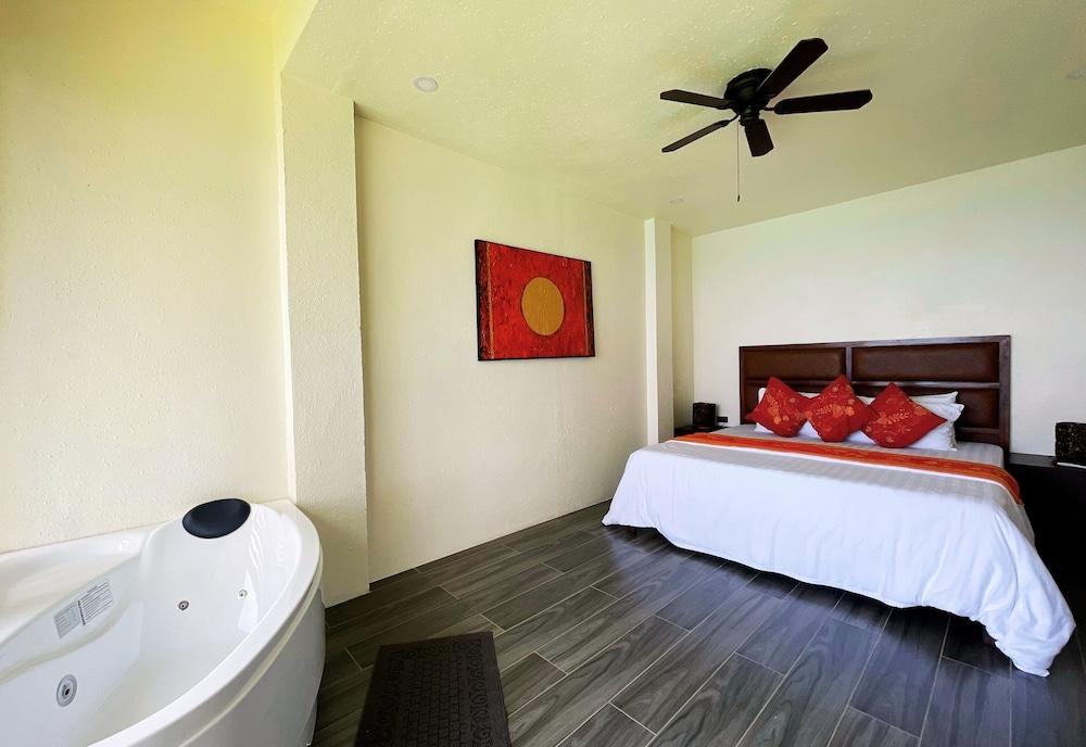 Sunset at Aninuan Beach Resort