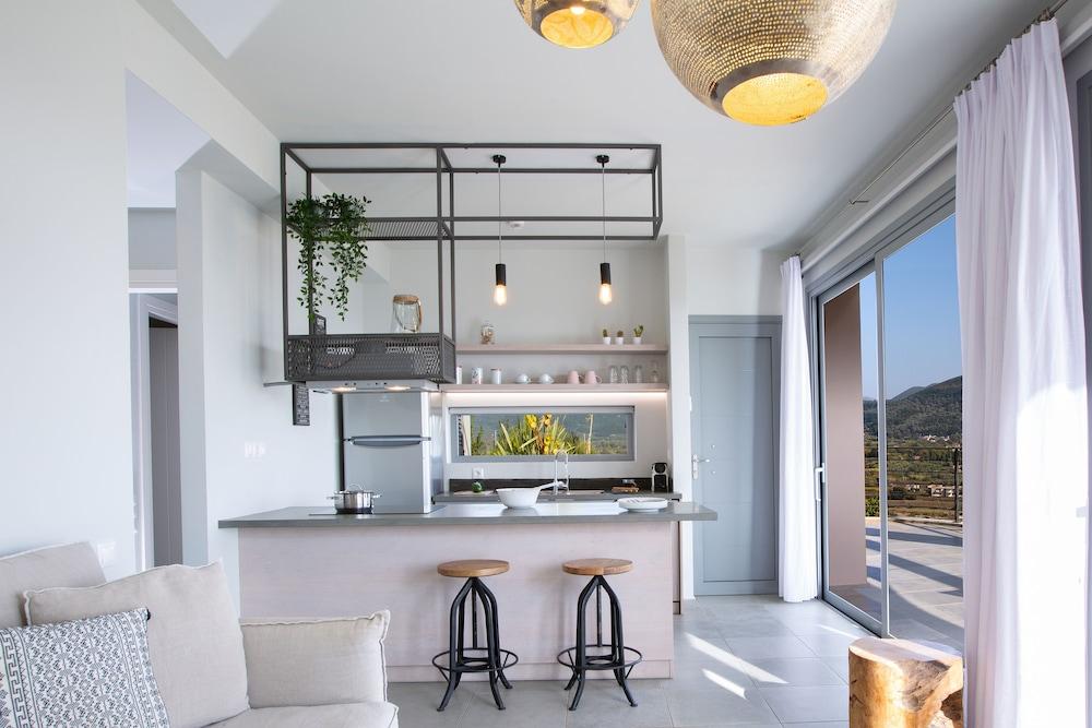 Anemos Luxury Villas