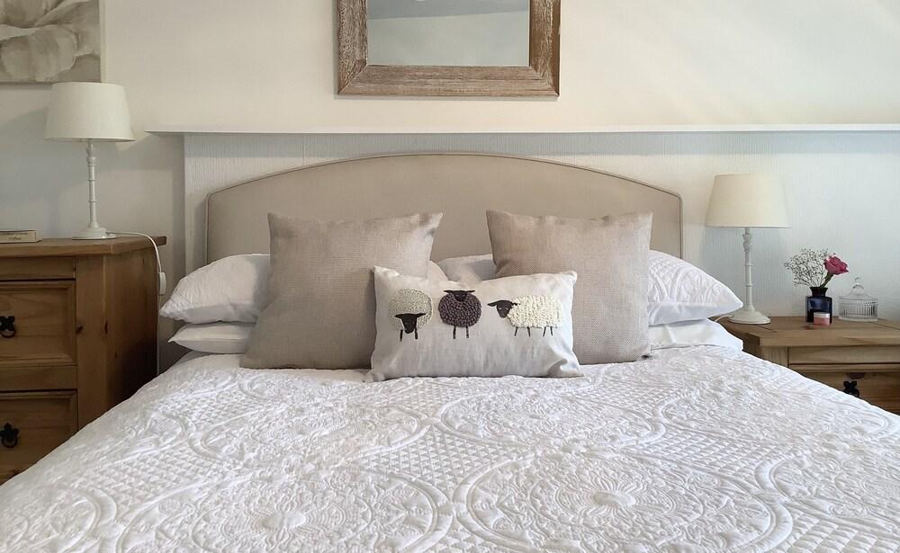 Humphries Cross Apartments