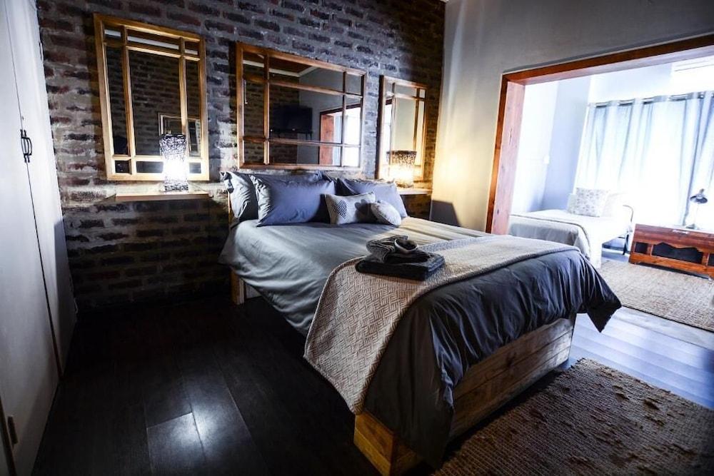 Komma Nader Gastehuis