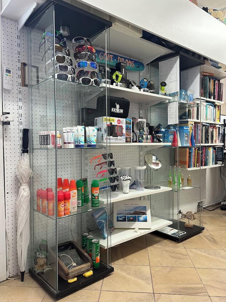 Coral Paradise Resort