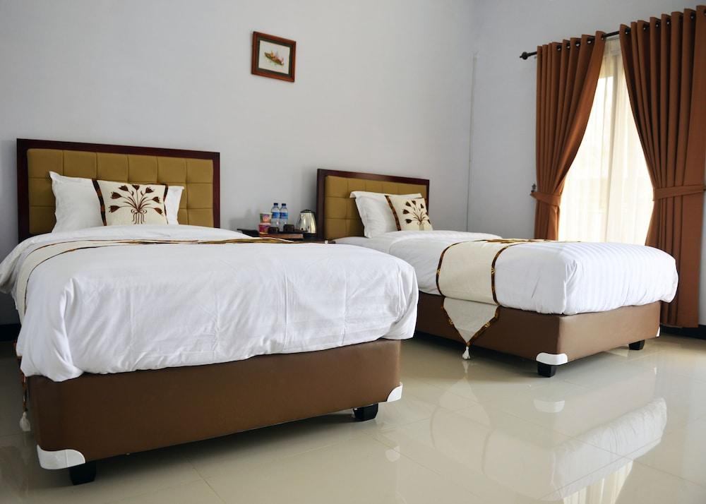 Malang Hill Gallery & Homestay