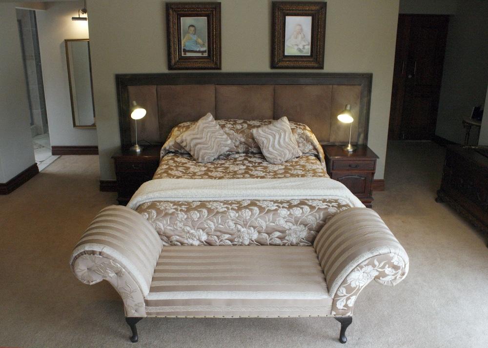 Casa Flora Guesthouse