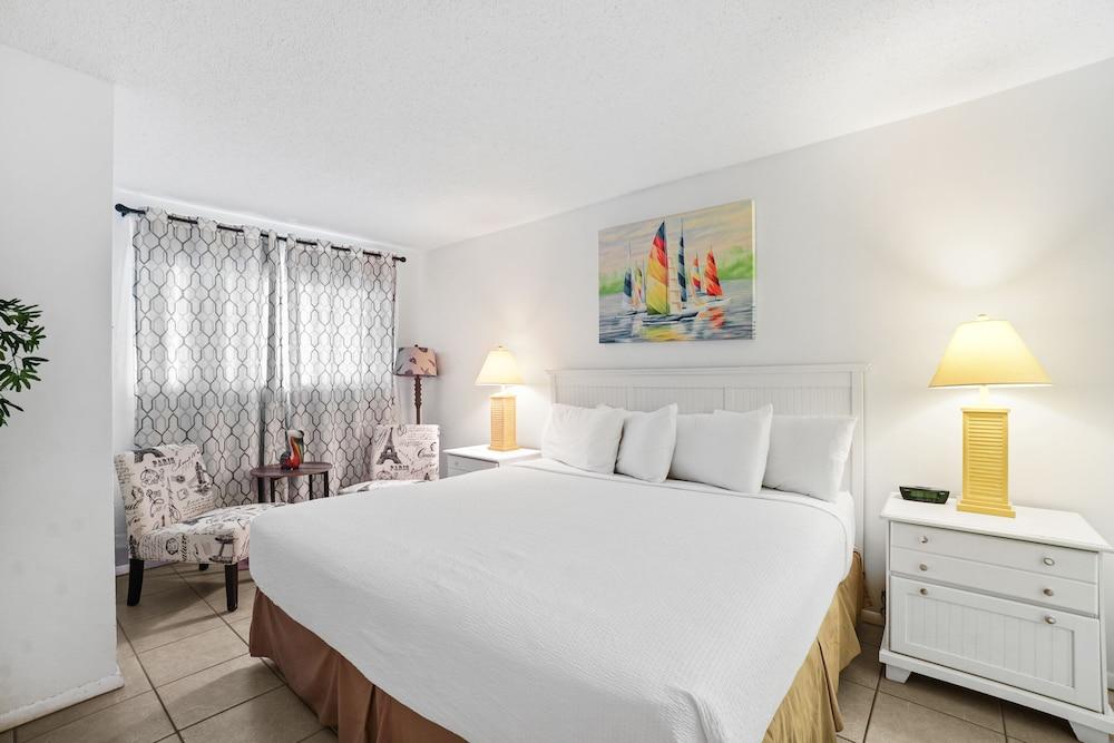 Summit Beach Resort by Panhandle Getaways