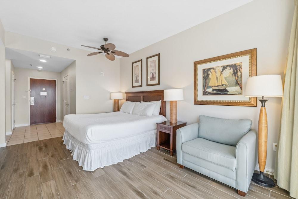 Luau Resort by Panhandle Getaways