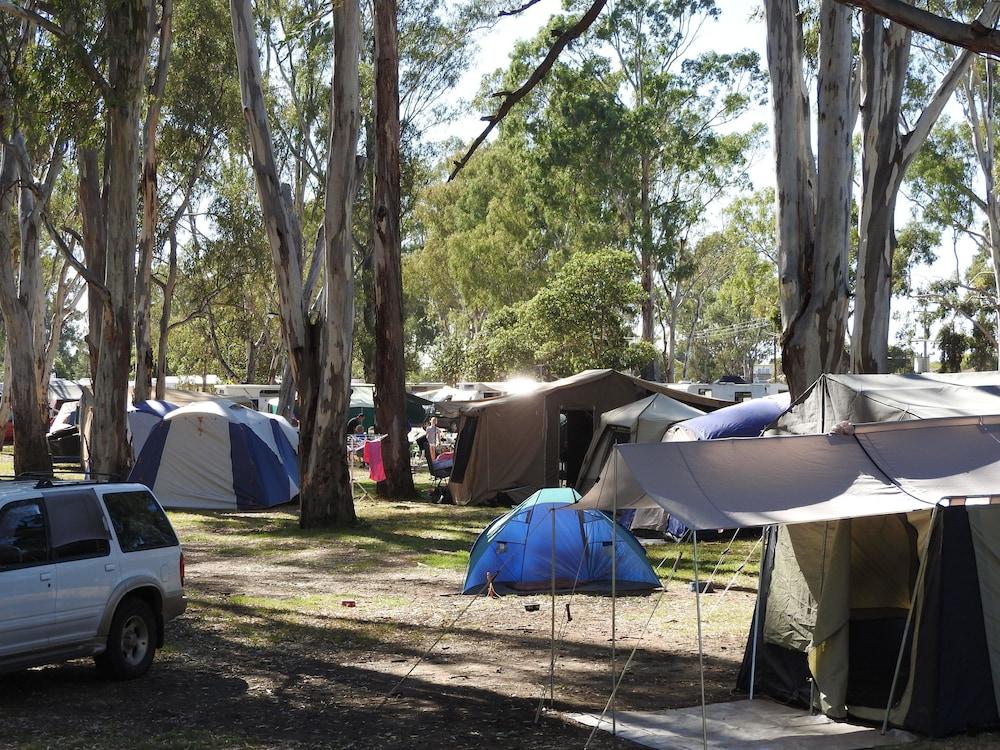 Victoria Lake Holiday Park