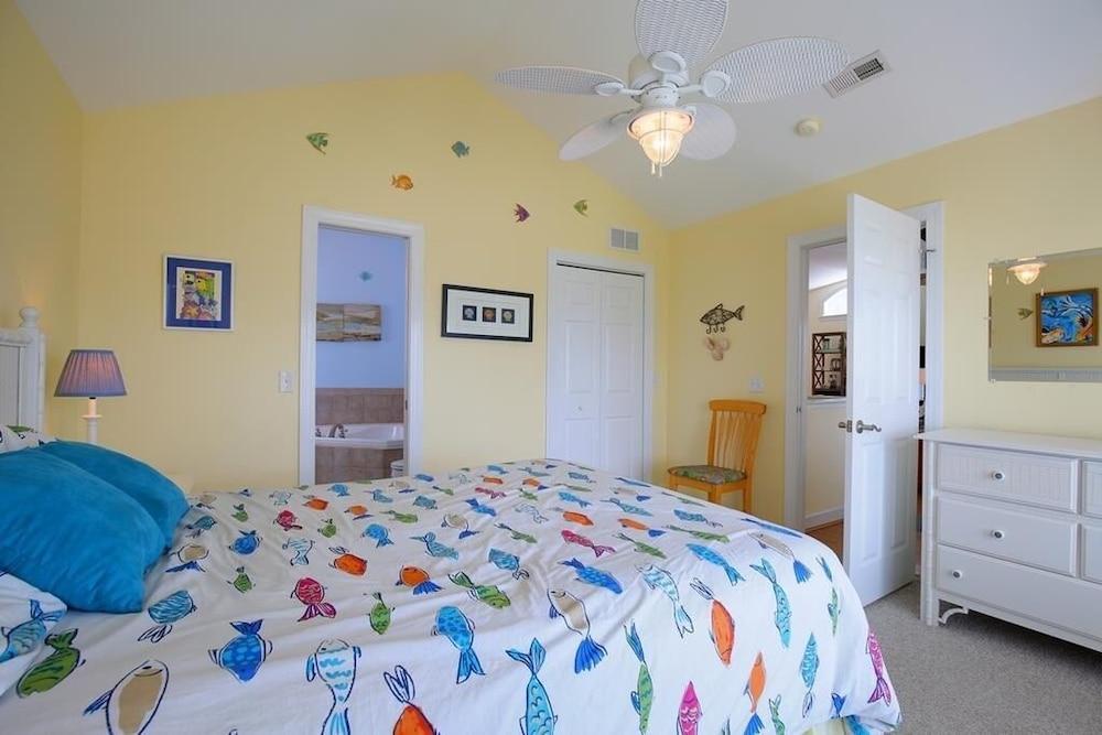 Casa de la Playa by RedAwning