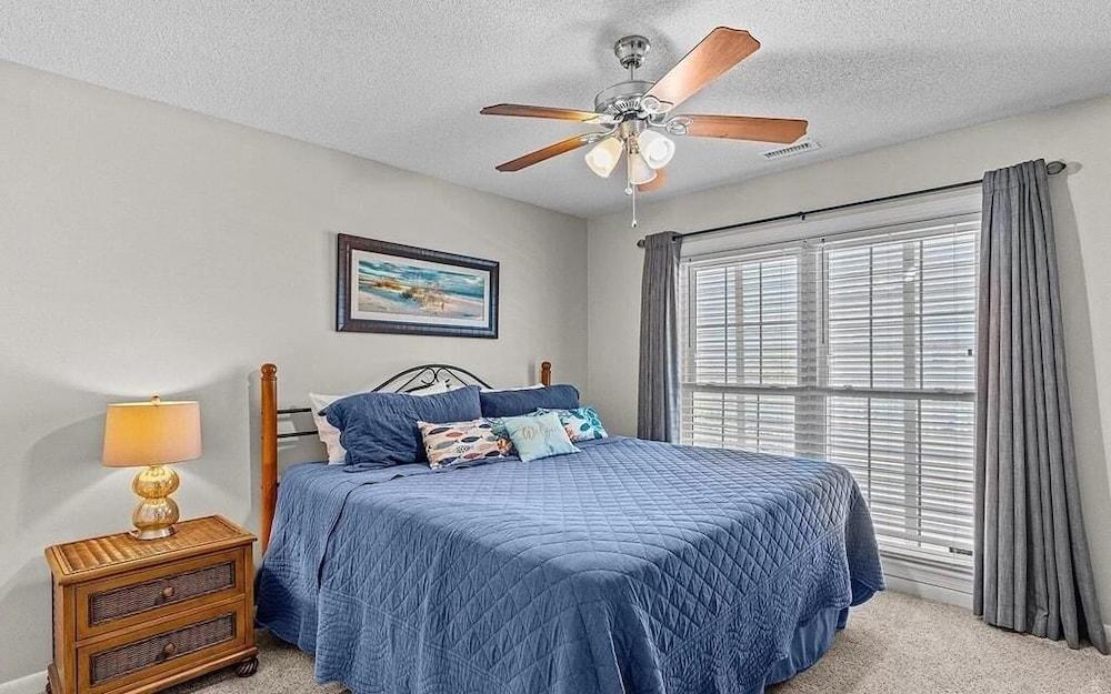 Mental Smiles 3 Bedroom Home by RedAwning