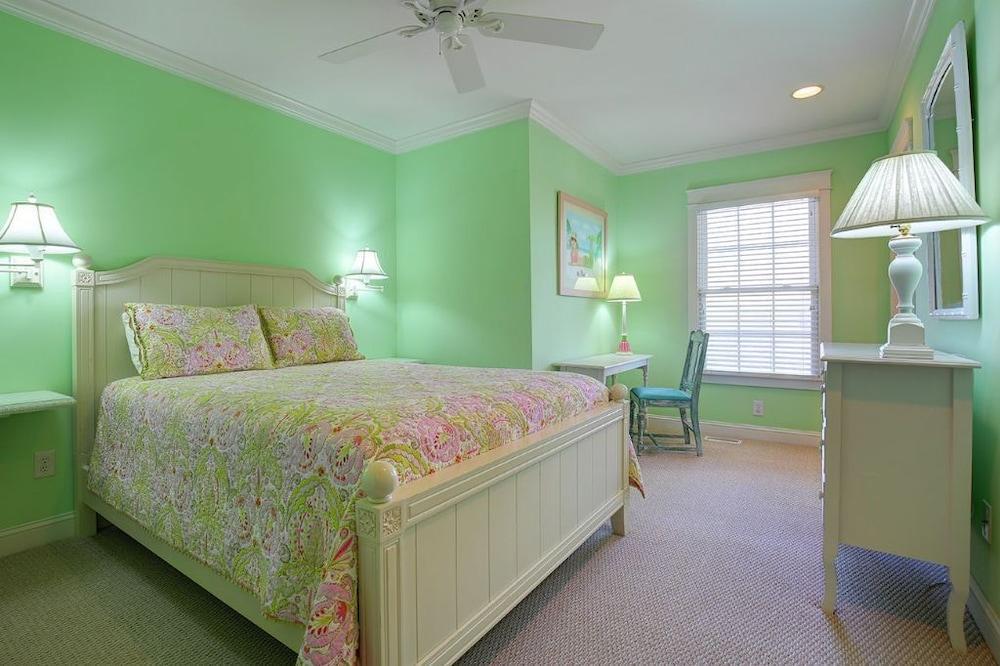 Slattisfaction - 6 Br Home