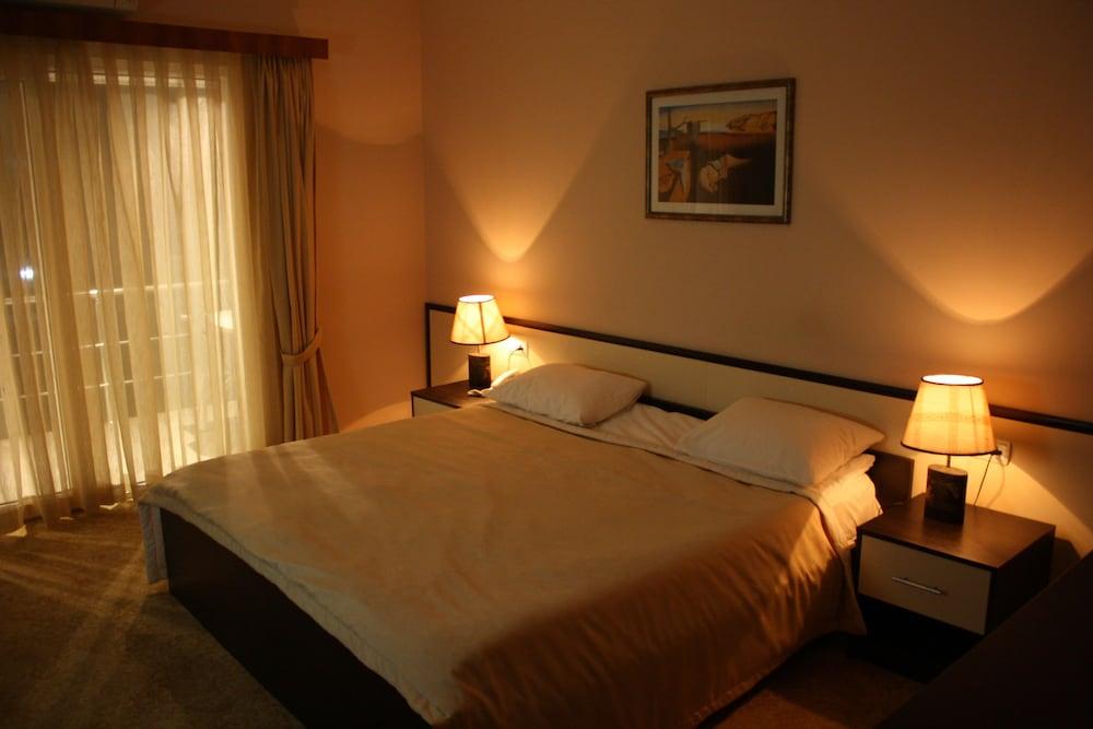 Qafqaz Sahil Resort Hotel