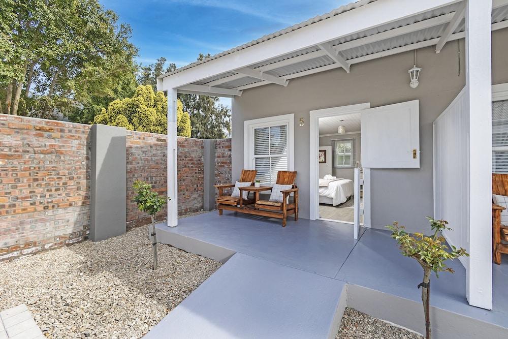 La Montagne Bed & Breakfast