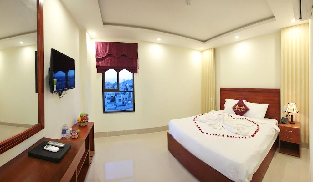 Lavender Danang Hotel